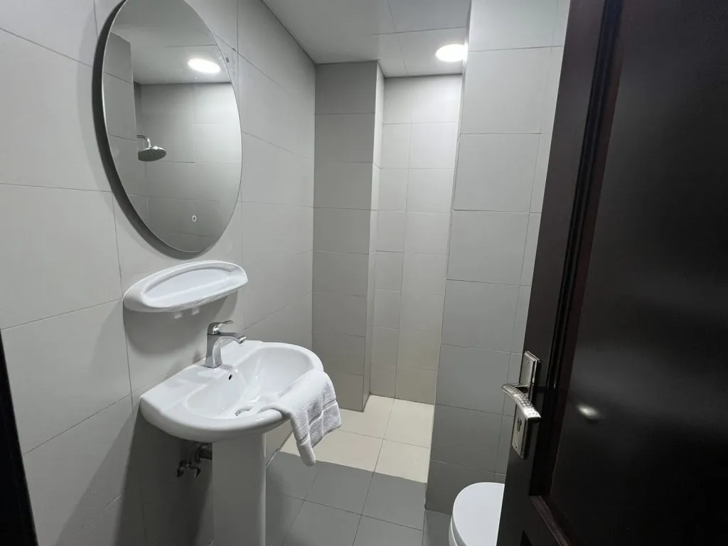 Premium 1 Bedroom — HE One Tower — photo 5