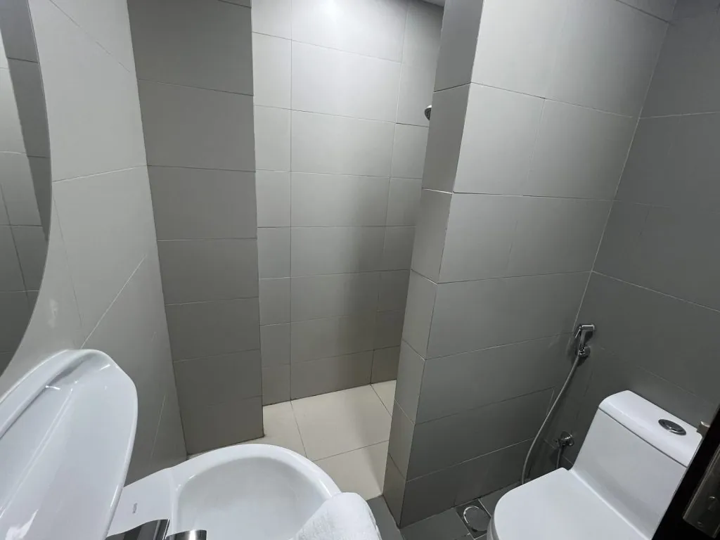 2 Bedroom — HE One Tower — photo 6