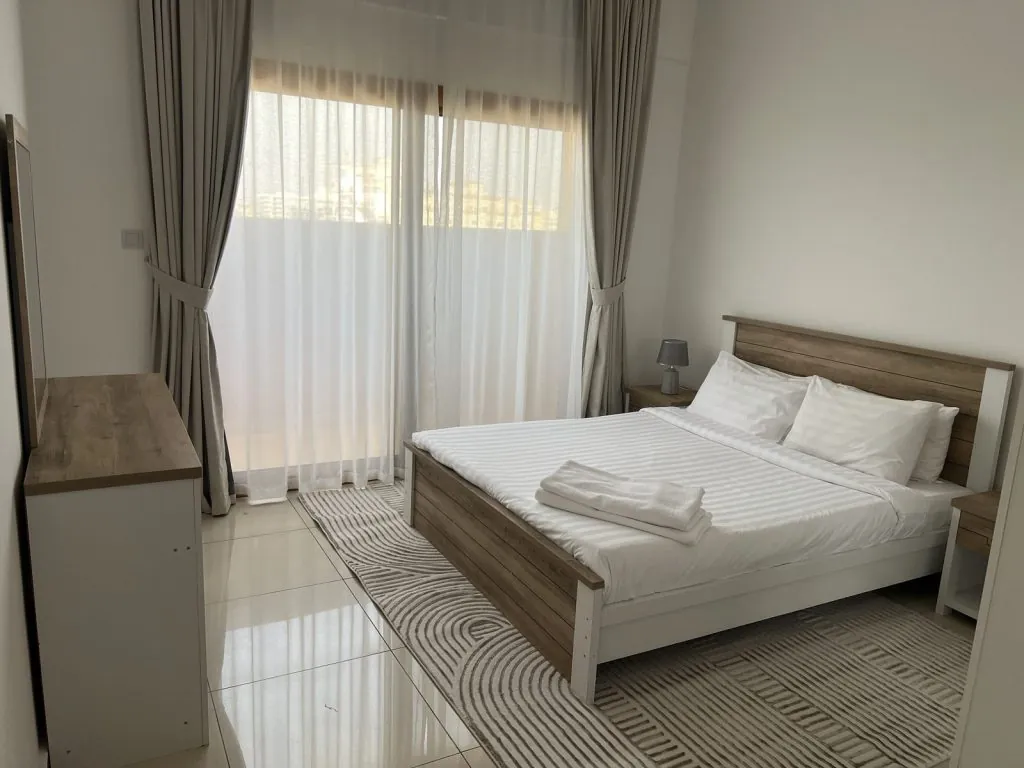 Deluxe 1 Bedroom — HE One Tower — photo 7