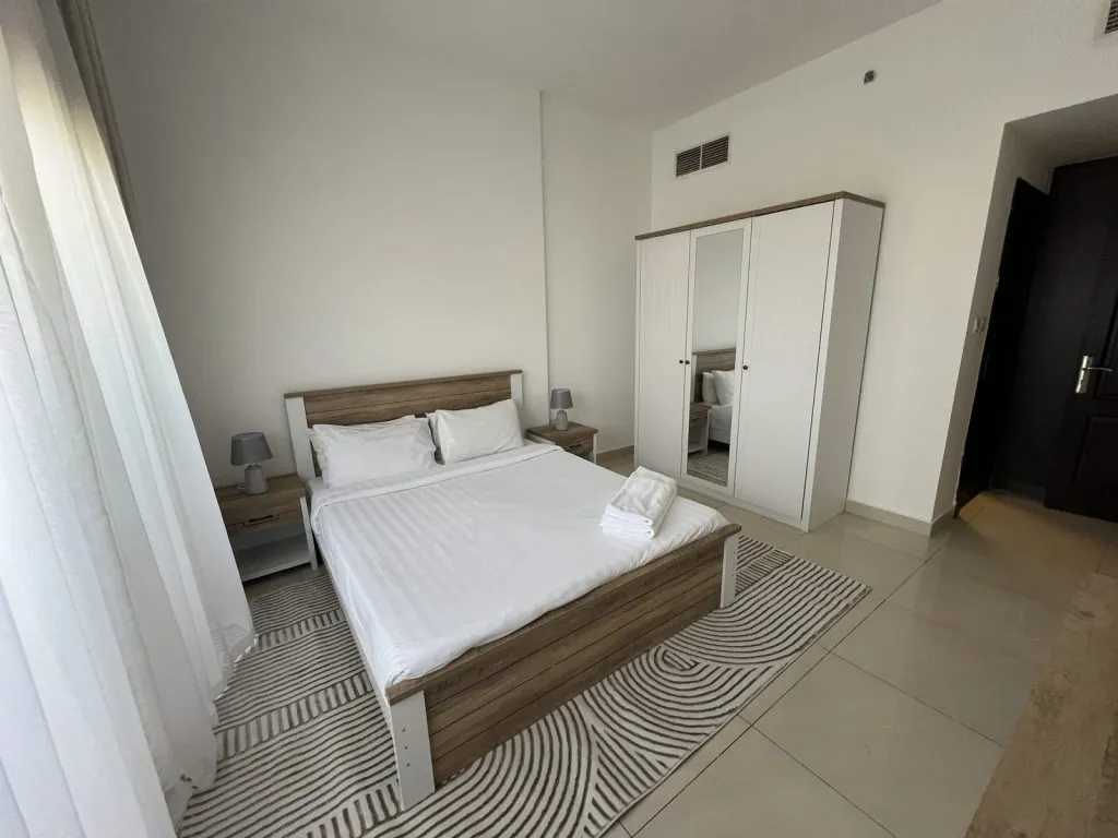 Deluxe 1 Bedroom — HE One Tower — photo 8